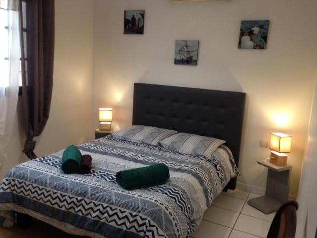 2 Chambres Avec Piscine Dans Maison Creole Saint Pierre Εξωτερικό φωτογραφία